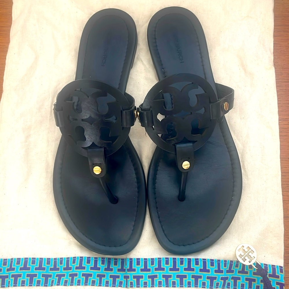 Tory Burch size 9 Black Leather Made in Brazil Great Condition Almost New